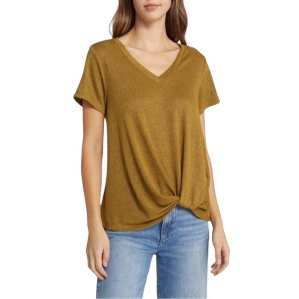 Caslon Twist Hem V-Neck T-Shirt 💕
